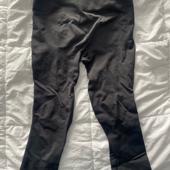 Lululemon cropped 25 inch seamless leggings - Picture 1 of 2